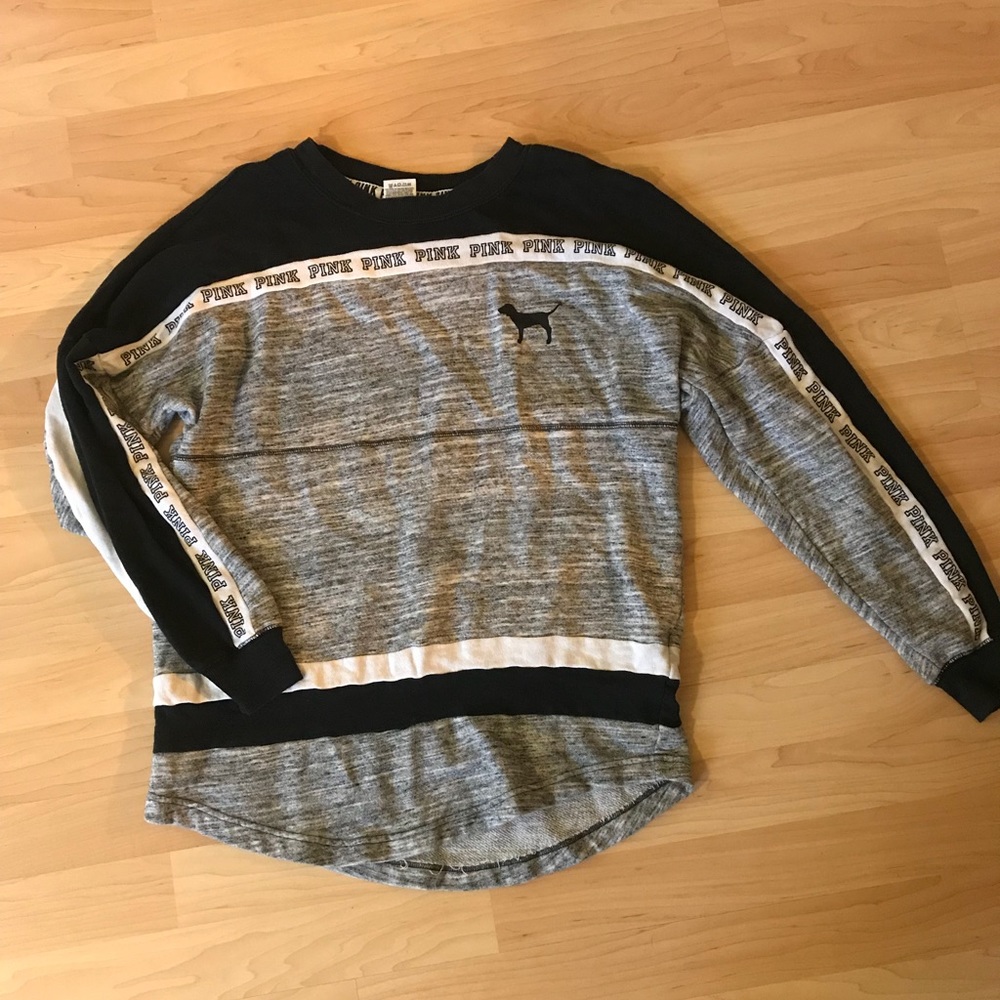 VS Pink Logo Crew
